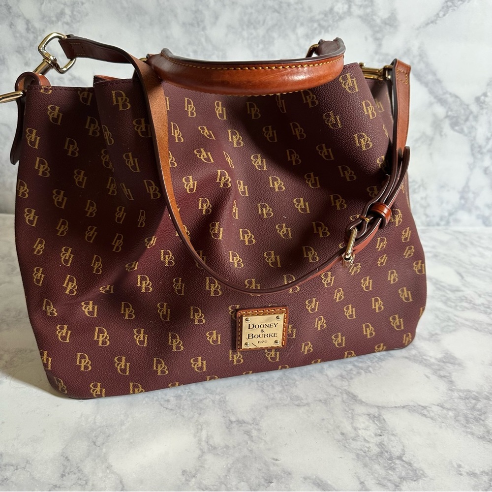 Dooney& Bourke Gretta Brenna. Gently used.